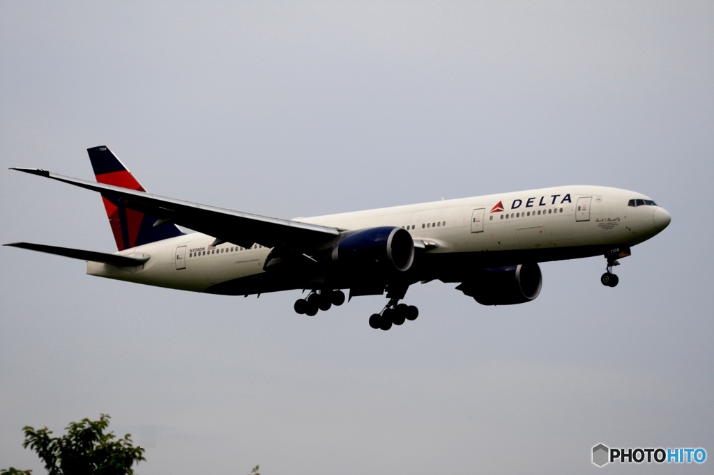 Delta 777-232 着陸　