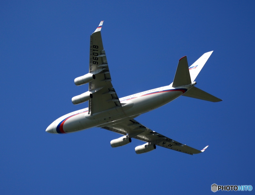 離陸　Ilyushin IL-96-300 RA-96018