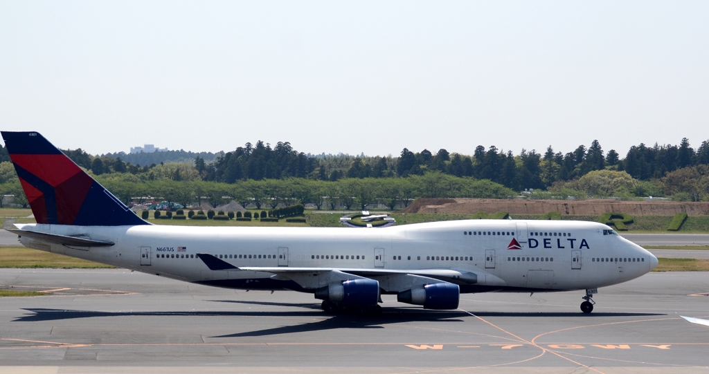 出発（127）Delta 747-400 　　