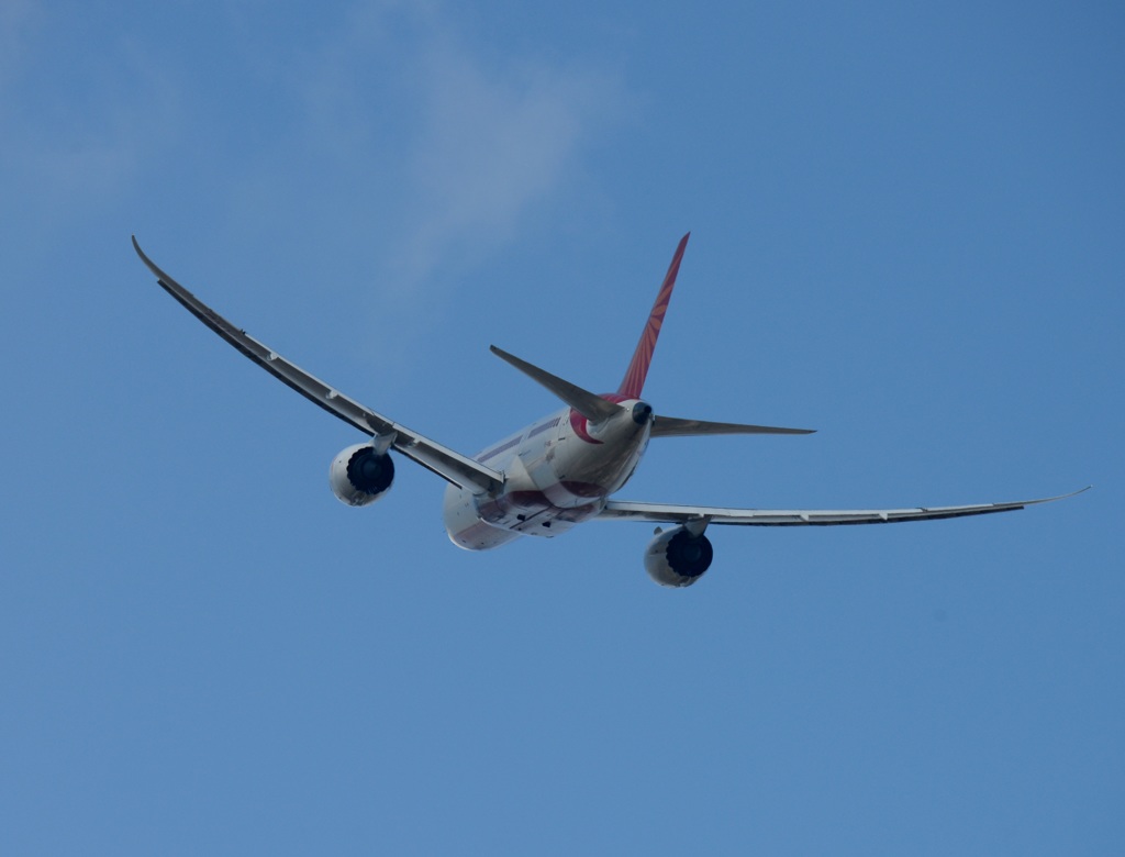 離陸 ｴｱｰｲﾝﾃﾞｨｱ 787-8