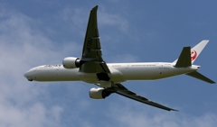 離陸（82）JAL 777-300ER 