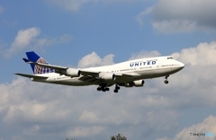 到着　UNITED 747-400 N174UA
