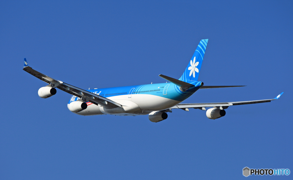 Air Tahiti Nui A340-313 F-OSUN 飛び立ち　
