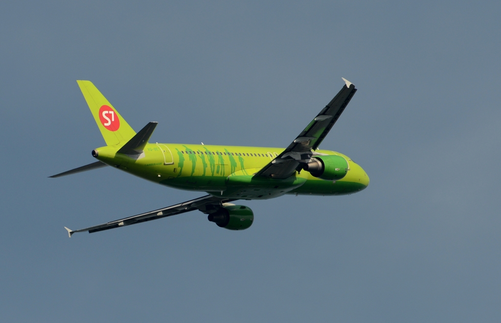 離陸（168）S7 A320