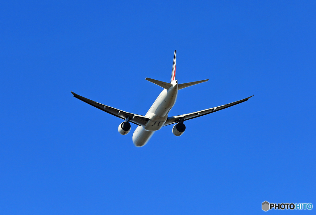 「青い空」が一番 Air France 777-200 飛び立ち