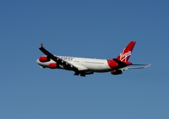 離陸（347）virgin A340-300 