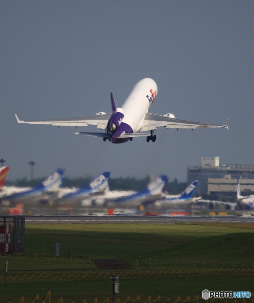 FedEx MD-11 出発　