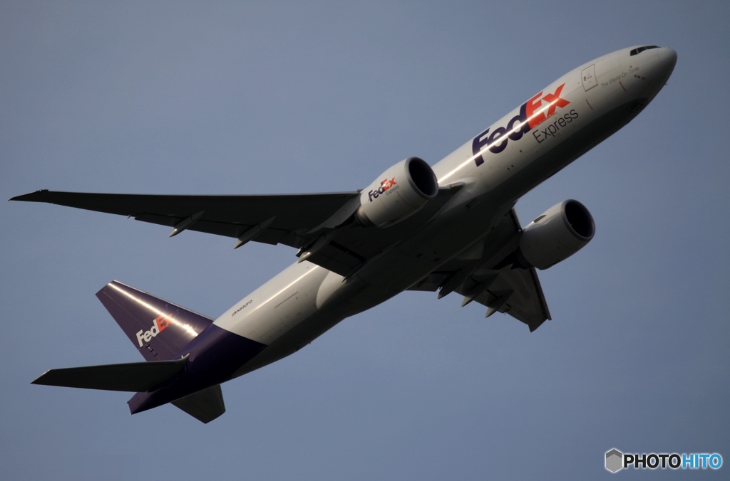 FedEx 777-FS2 離陸　