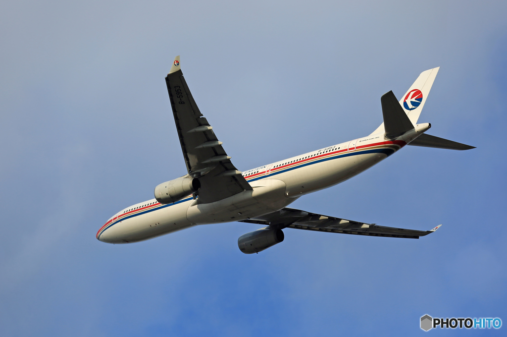 離陸 中国東方 A330-300 B-5953