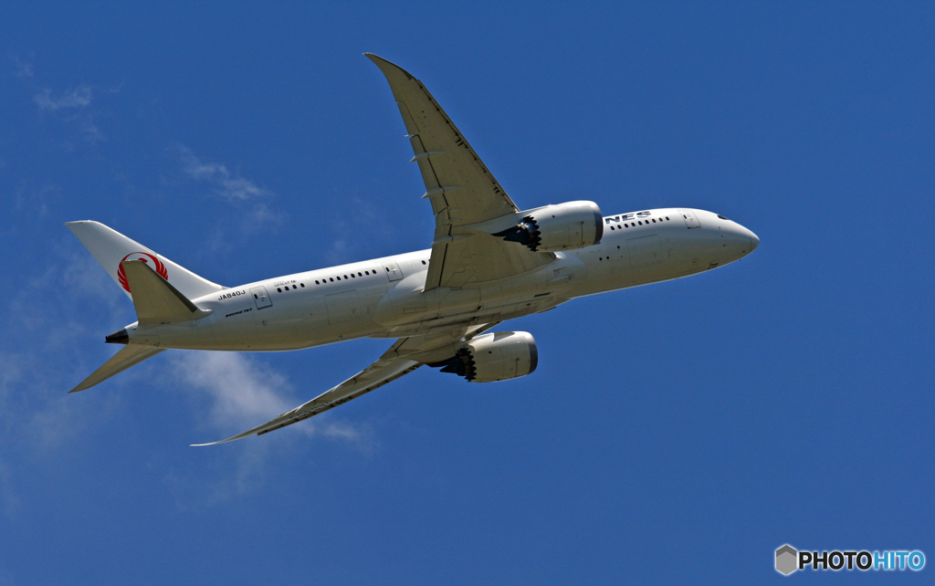 飛び立ち JAL 787-8 JA840J