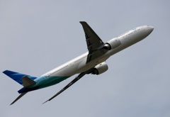 飛行　Garuda indonesia 777-3U3