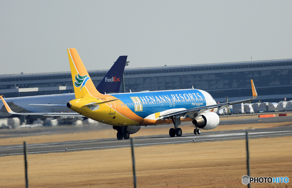 飛び立ち CEBU A320-214 RP-C4100