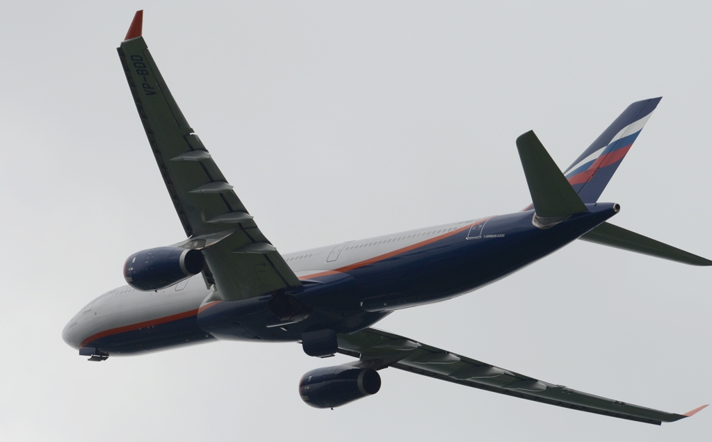 離陸（181）AEROFLOT A330 