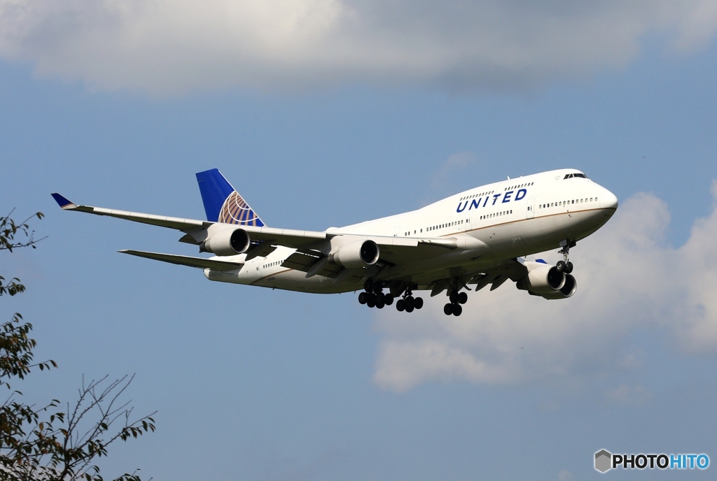 United 747-400  到着　