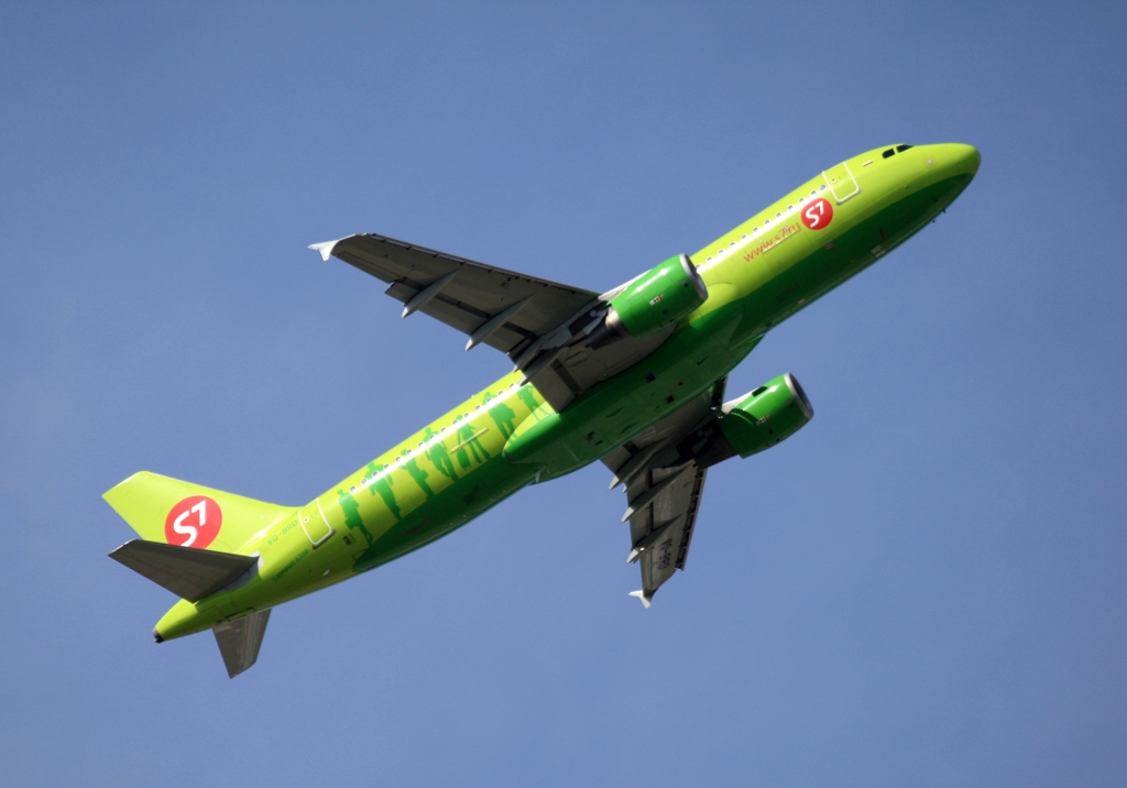 S7航空 A320-214　離陸　