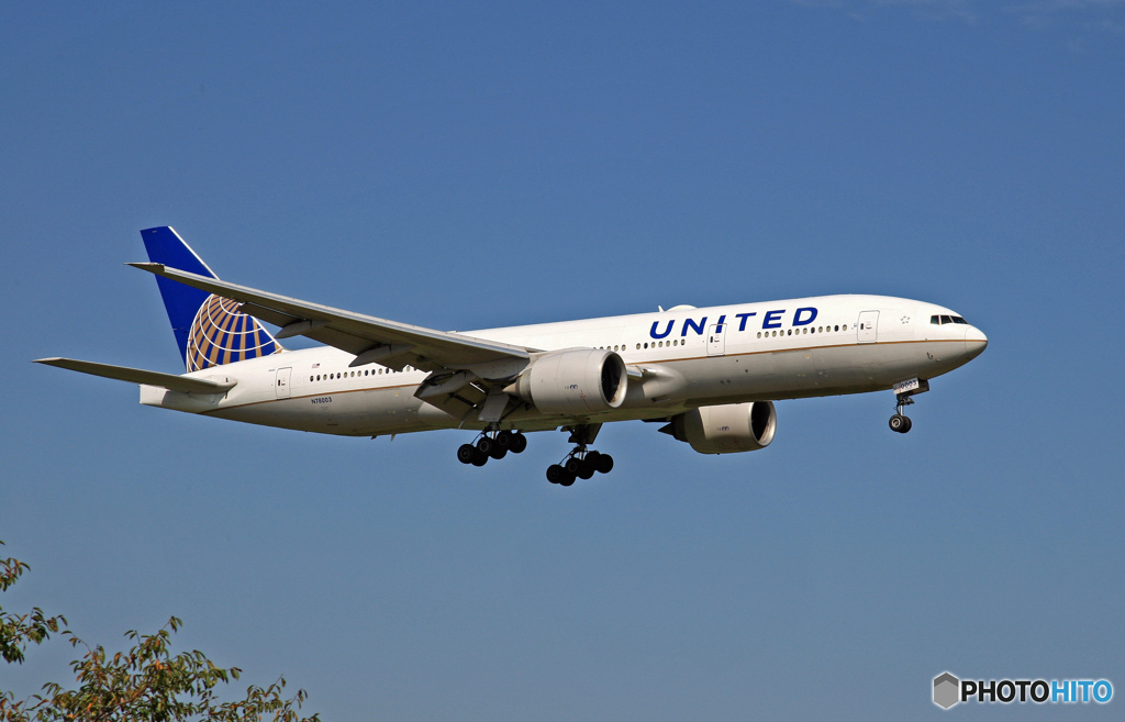 UNITED 777-224 N78003 到着　