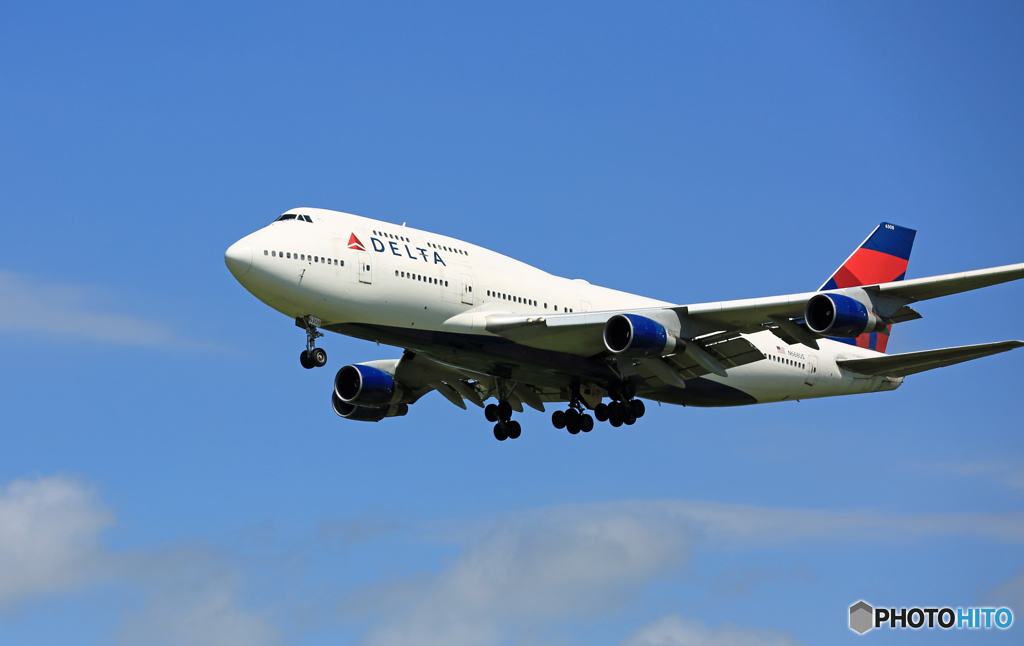 着陸 Delta 747-400 N668US
