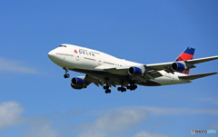 着陸 Delta 747-400 N668US