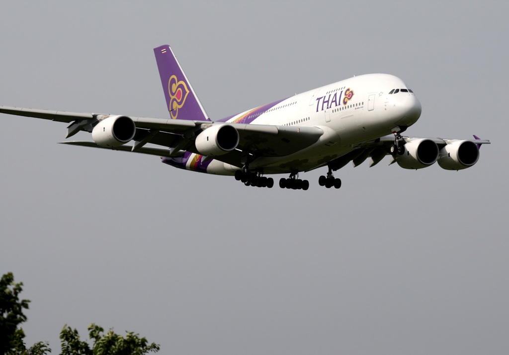 Thai A380-841 到着　