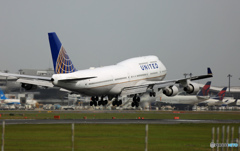 到着 UNITED 747-400 N181UA