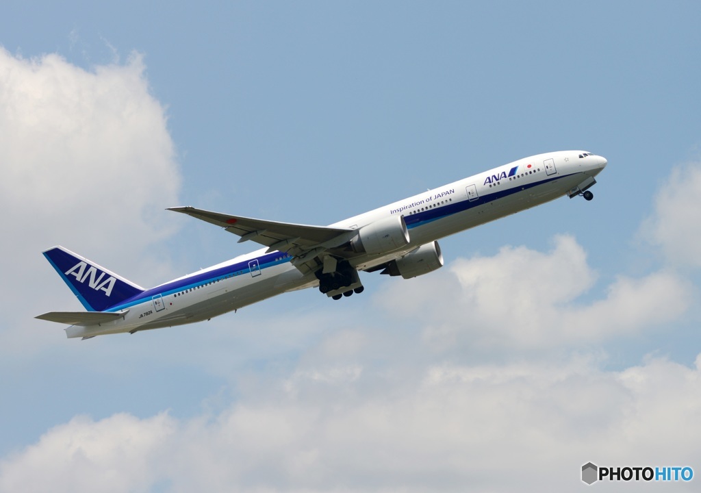 離陸　ANA 777-381 