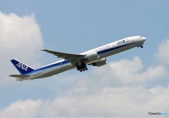 離陸　ANA 777-381 