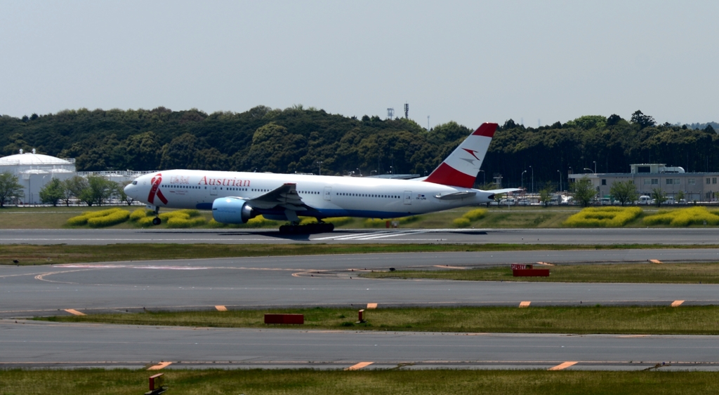 Austrian 777-200