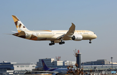☀Etihad B787-9 A6-BLE 着陸 