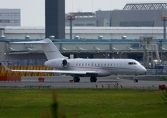 Bombardier BD-700 出発　Wilmington Trust Co