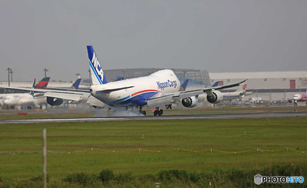 NCA 747-8KZF JA11KZ 到着 