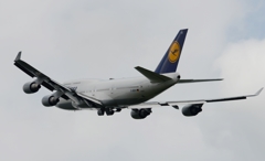 離陸（9-3）Lufthansa 747-430[c]