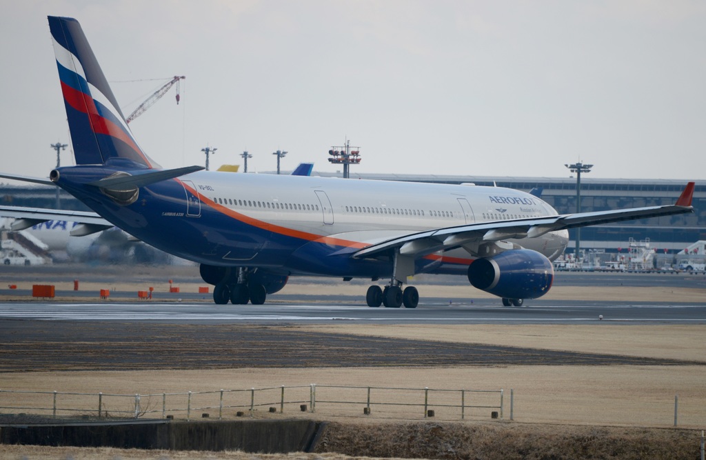 離陸 AEROFLOT A330-343