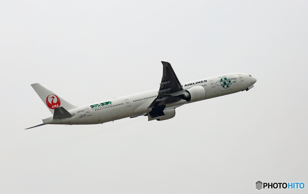 出発 JAL 777-346ER JA734J