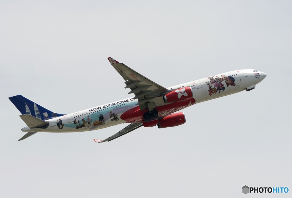 出発　AIR ASIA A330-343