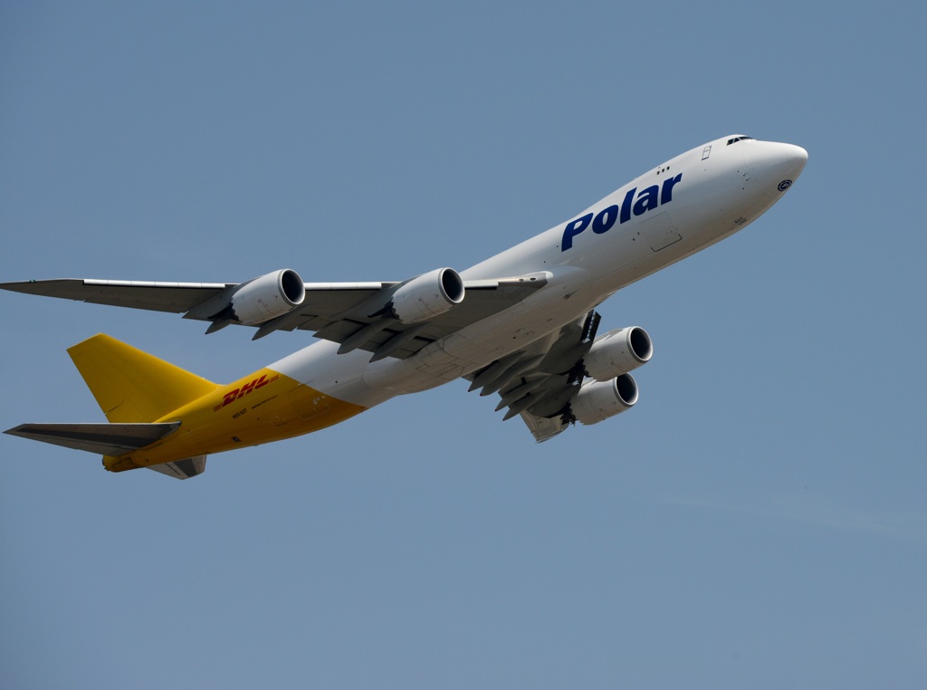 離陸 POLAR 747-8F
