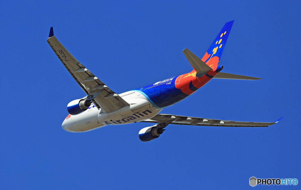 出発 Air Calin A330-202 F-OJSE