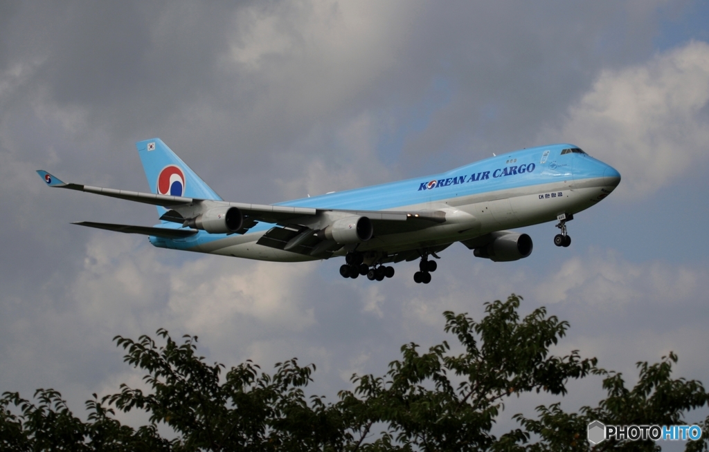 到着　KOREAN CARGO ７４７ジャンボ機