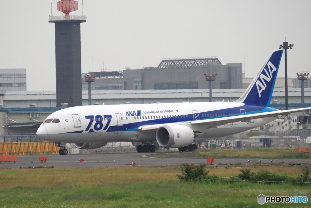 離陸　ANA 787-8 