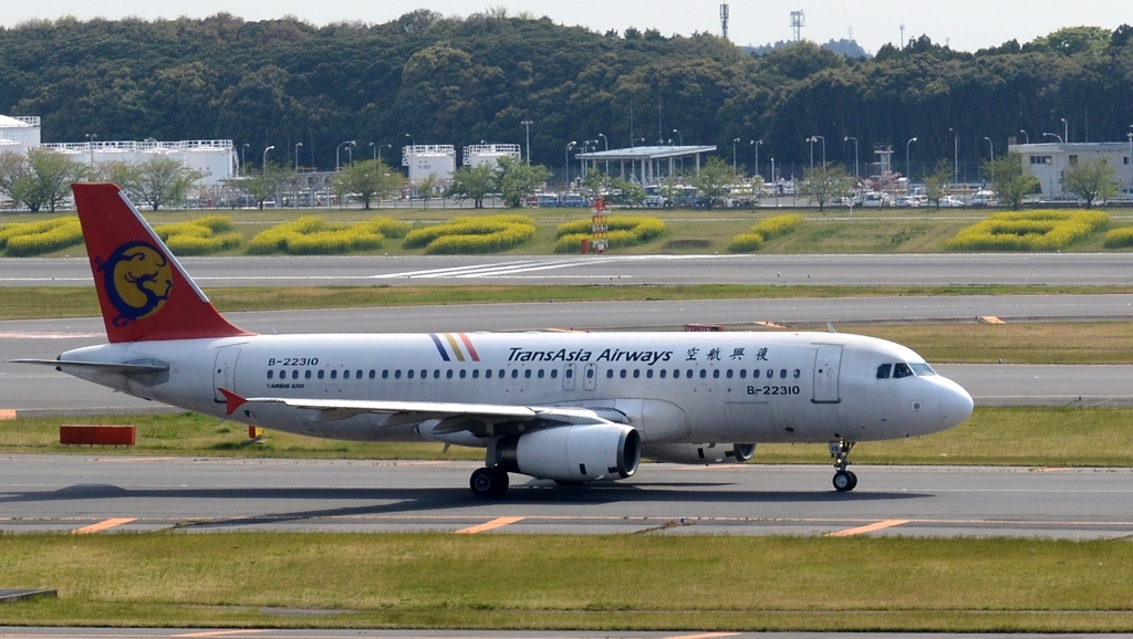 出発（101）TransAsia  Airways A320-200 　　