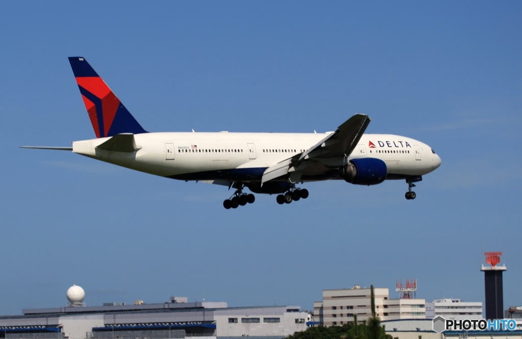 DELTA 777-232 到着　
