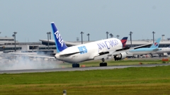 着陸（27-2）ANA Cargo 767-381 [b]