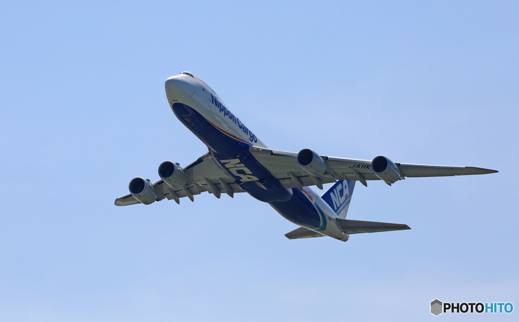 離陸 NCA 747-8KZF JA11KZ