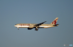 QATAR 777-3DZ A7-BAA 到着 