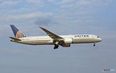 離陸　United 787-9 N45956