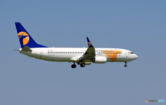 「良い天気」 Mogolian 737-800 JU-1015 着陸 