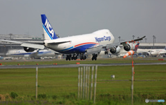 NCA 747-8KZF JA11KZ 到着 