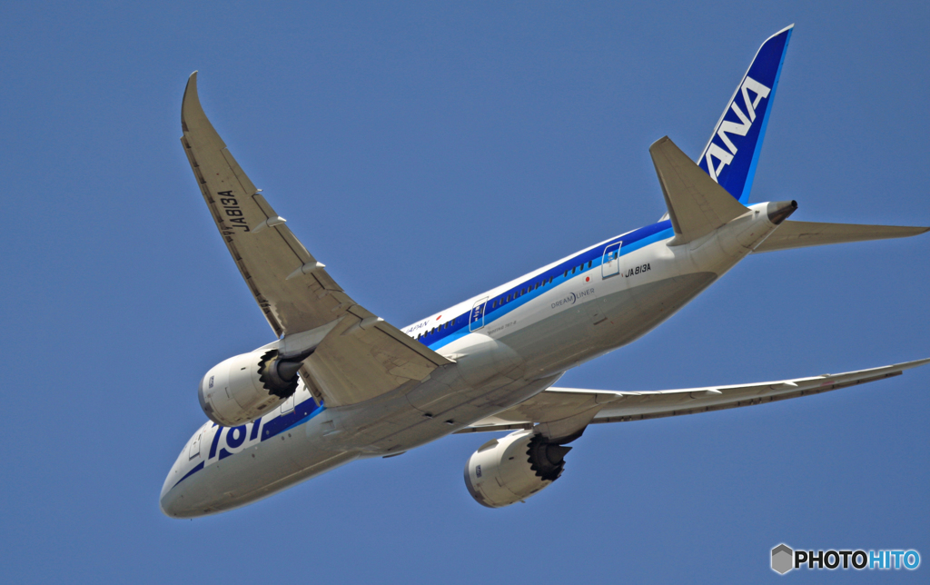 飛び立ち　ANA 787-8 JA813A