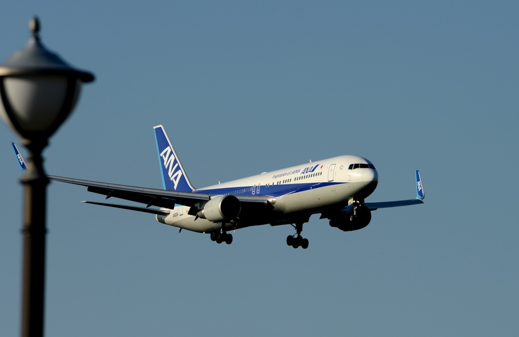 着陸（150）ANA 767-300ER 