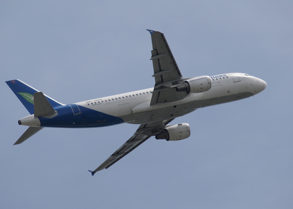 ラオス国営航空 A320-214 出発　