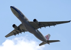 離陸　CHINA A330-300